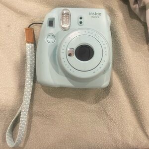 Instax mini 9 camera